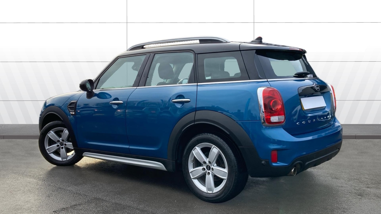 Used MINI Countryman 2018 for sale - 77285427: Photo 2