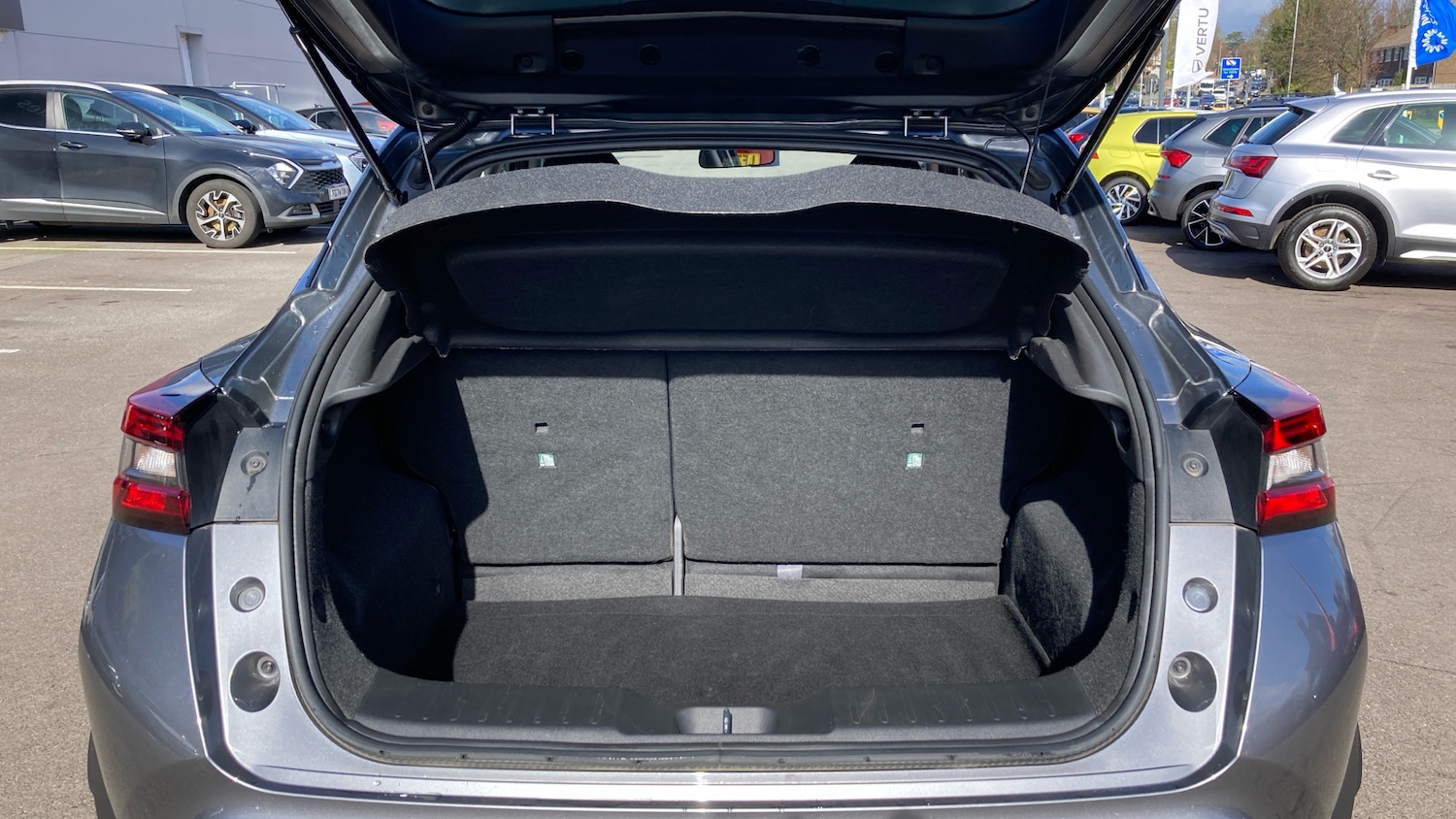 Used Nissan Juke 2023 for sale - 77893194: Photo 4