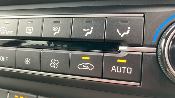Used Kia XCeed 2025 for sale - 76253895: Photo 33