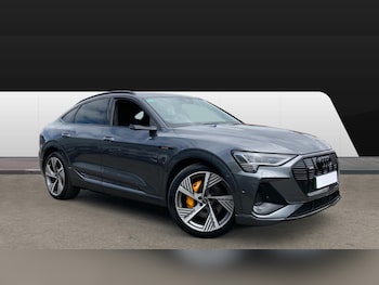 2022 (22) - 300kW 55 Quattro 95kWh Vorsprung 5dr Auto Electric Hatchback
