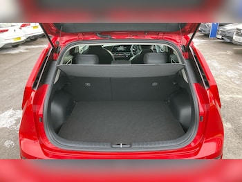 Used Kia Niro 2024 for sale - 77379080: Photo