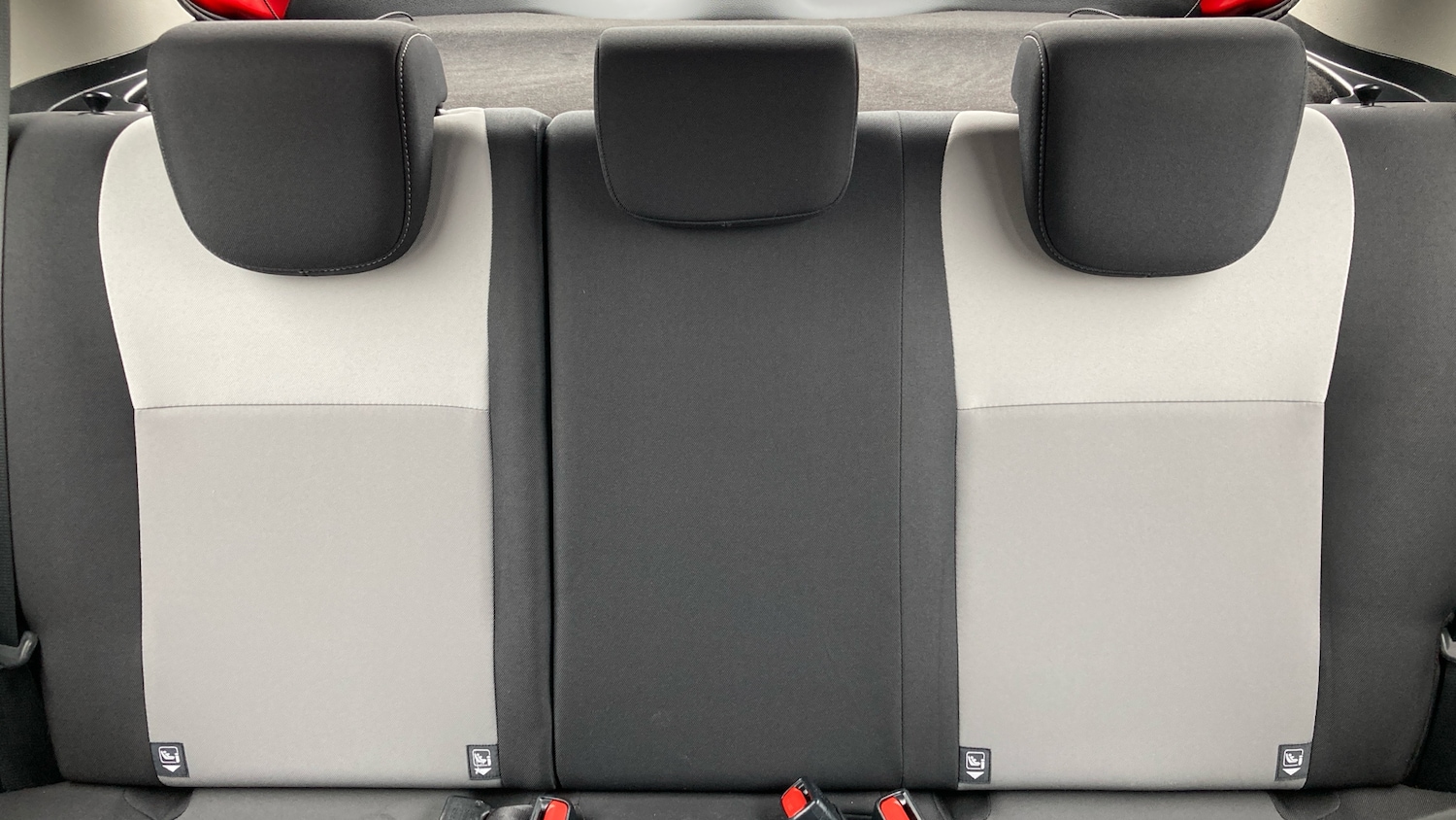 Used Toyota Yaris 2018 for sale - 77543500: Photo 15