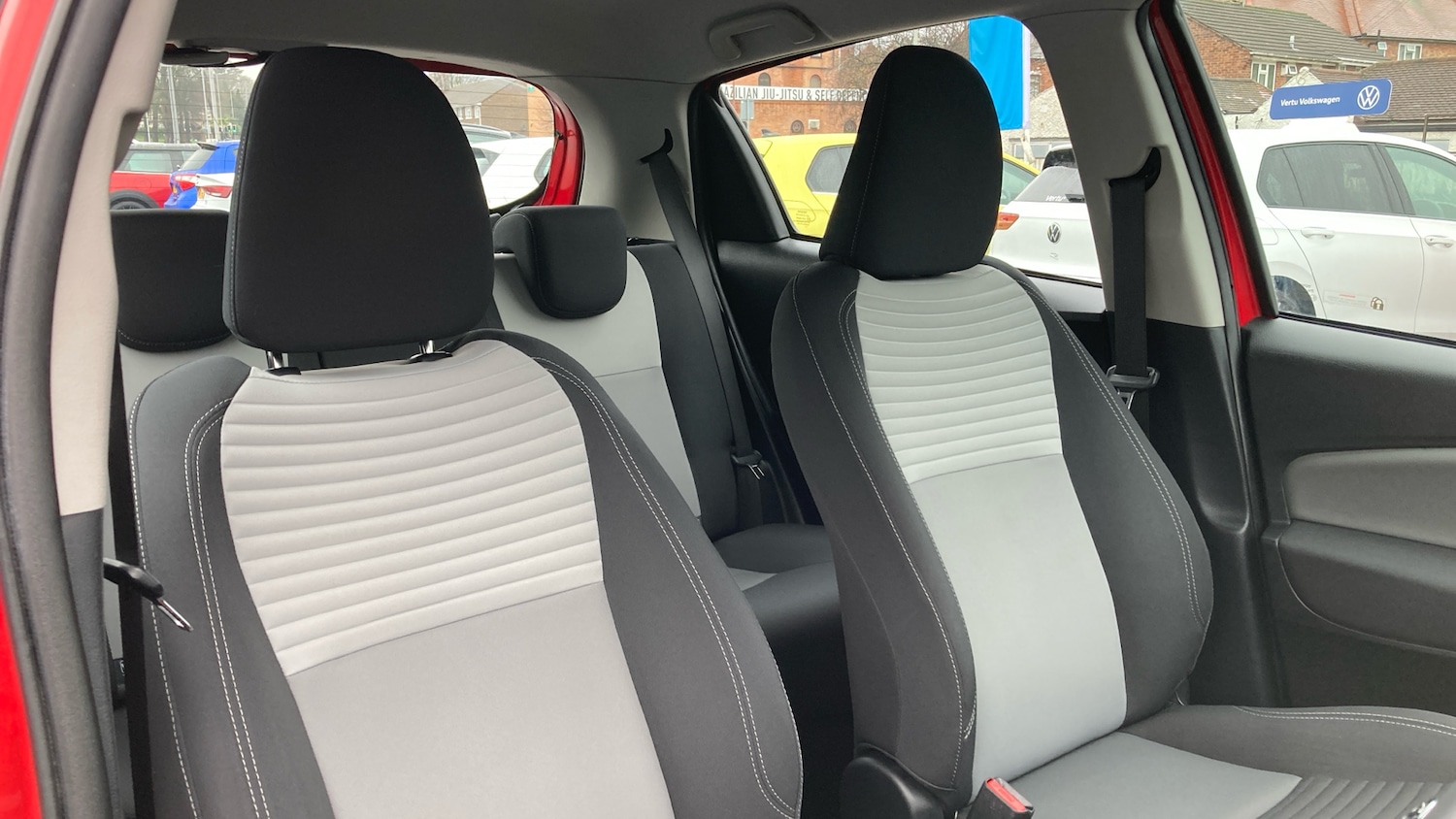 Used Toyota Yaris 2018 for sale - 77543500: Photo 21