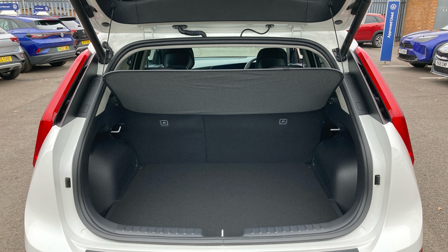 Used Kia Niro 2025 for sale - 76287870: Photo 4