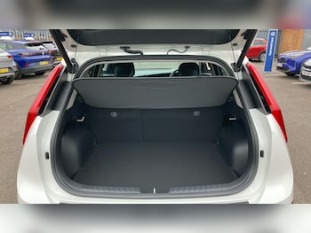 Used Kia Niro 2025 for sale - 76287870: Photo 4