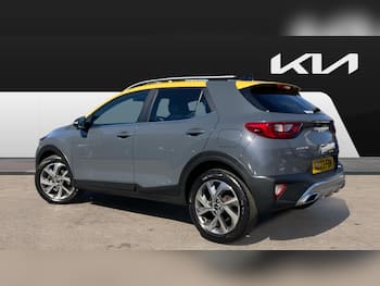 Used Kia Stonic 2023 for sale - 79444272: Photo
