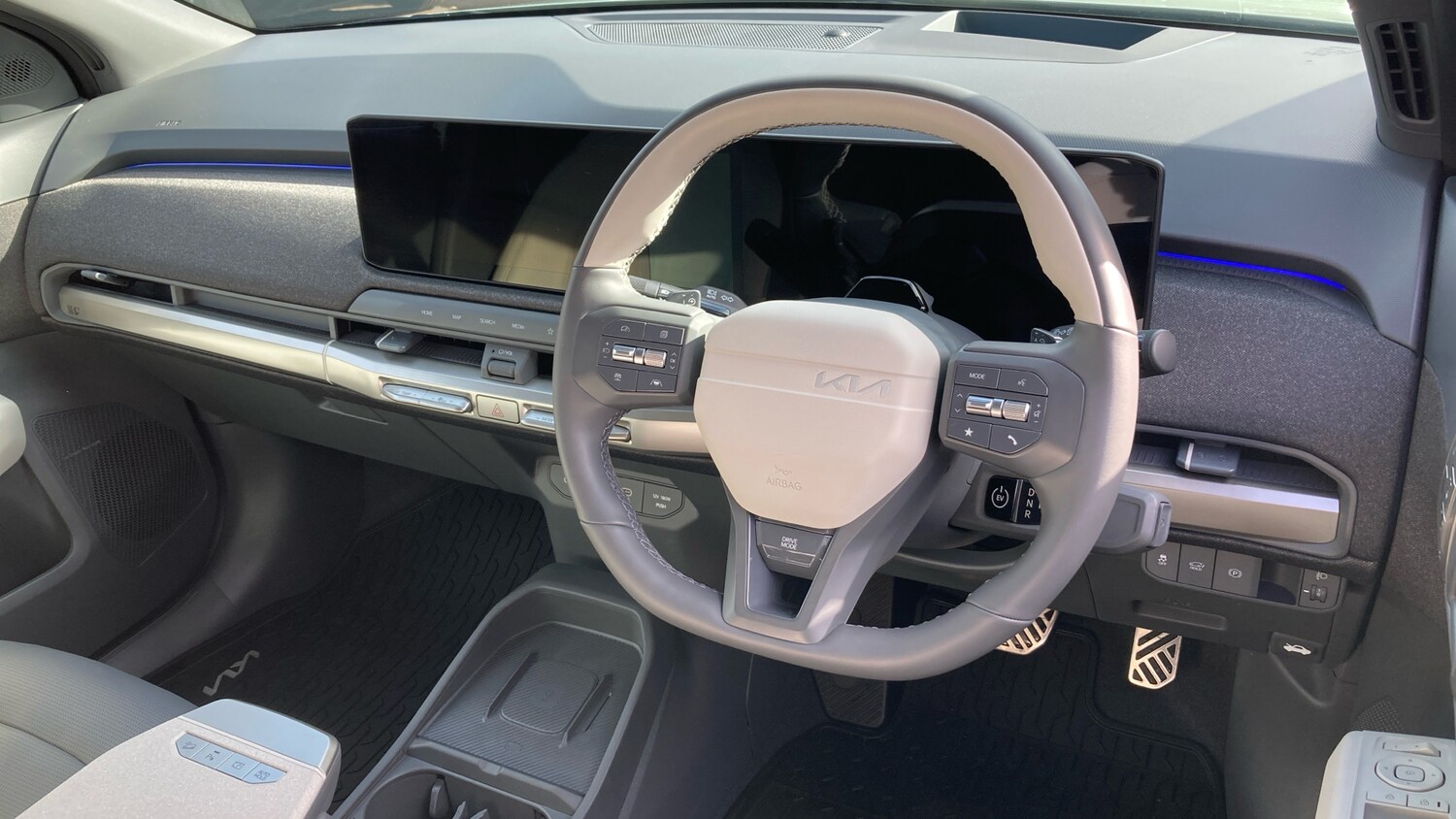 Used Kia EV3 2025 for sale - 76045357: Photo 11