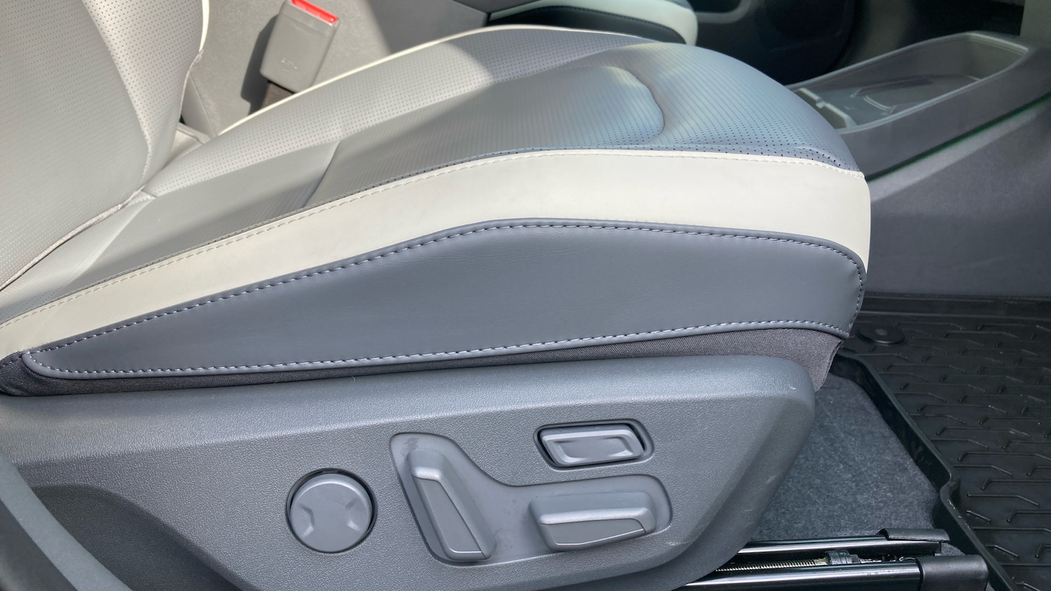 Used Kia EV3 2025 for sale - 76045357: Photo 22