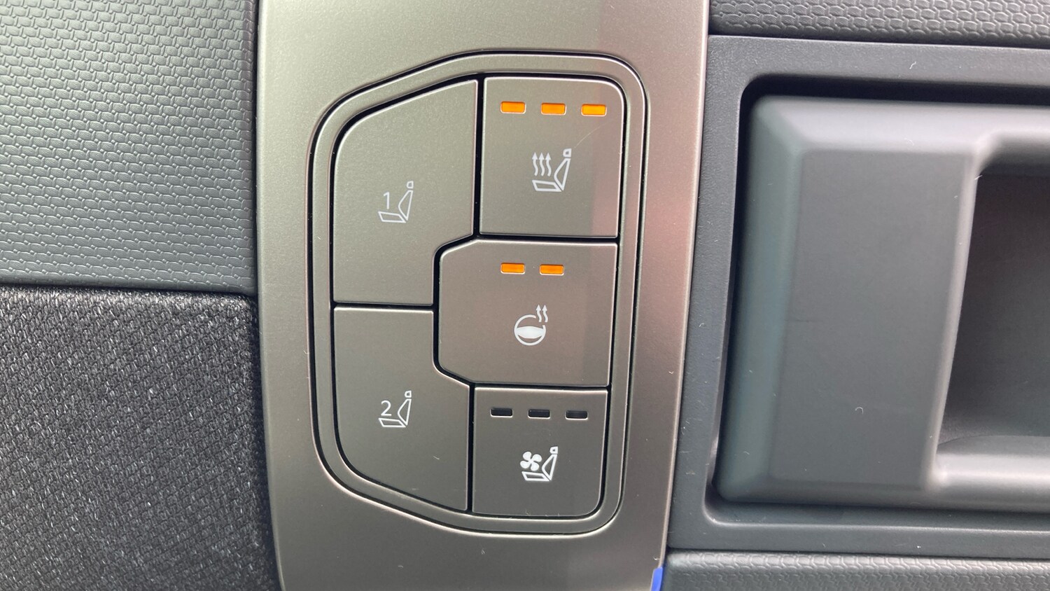 Used Kia EV3 2025 for sale - 76045357: Photo 24