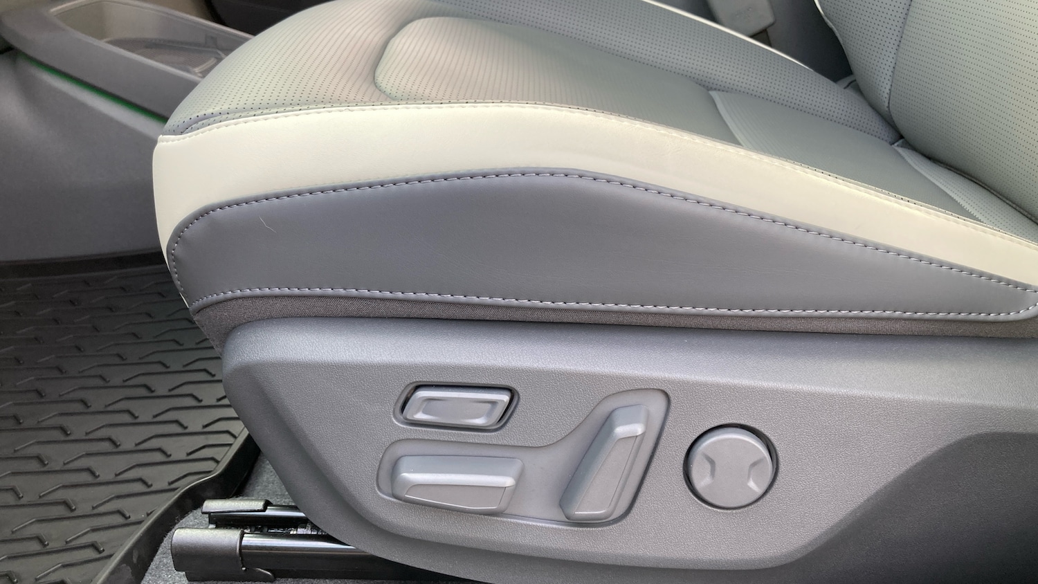 Used Kia EV3 2025 for sale - 76045357: Photo 26