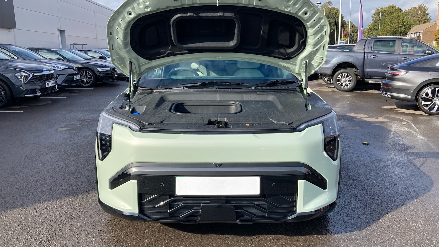 Used Kia EV3 2025 for sale - 76045357: Photo 8