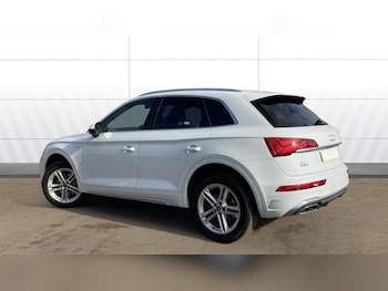 Used Audi Q5 2021 for sale - 78070204: Photo