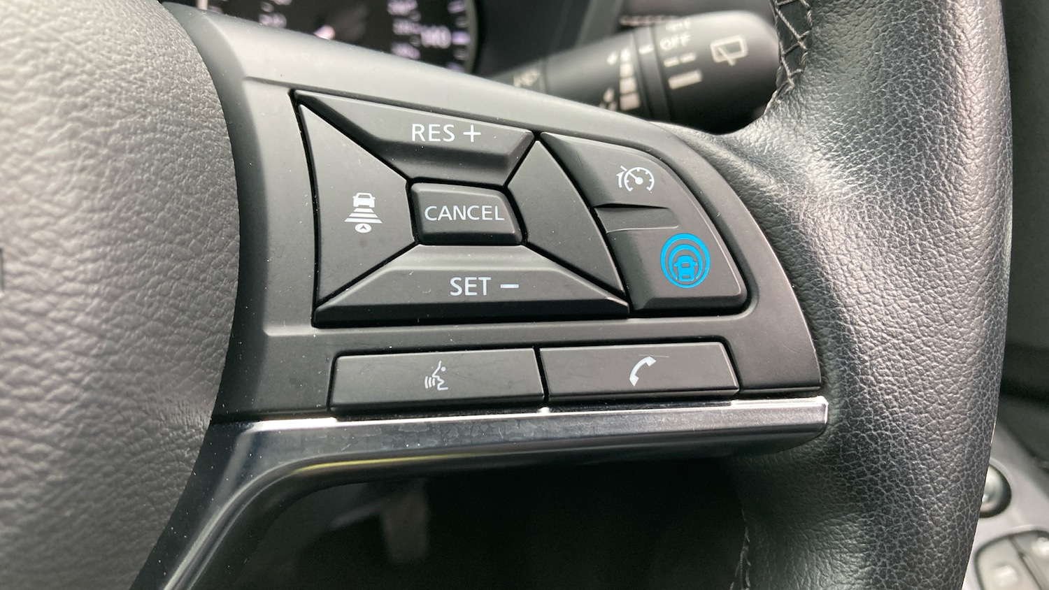 Used Nissan Juke 2023 for sale - 77871921: Photo 41