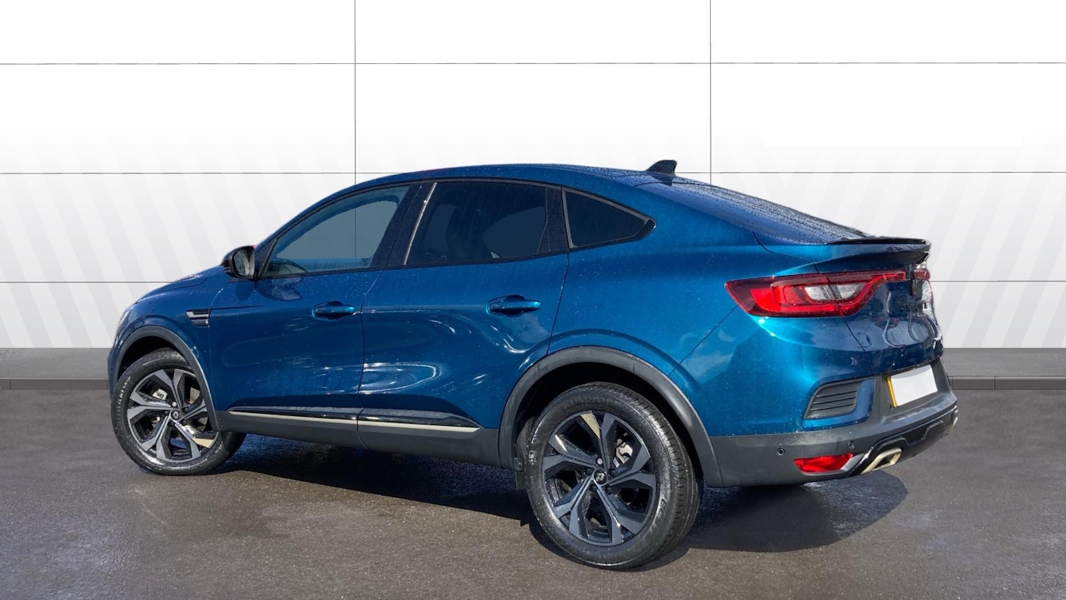 Used Renault Arkana 2023 for sale - 78078724: Photo 2