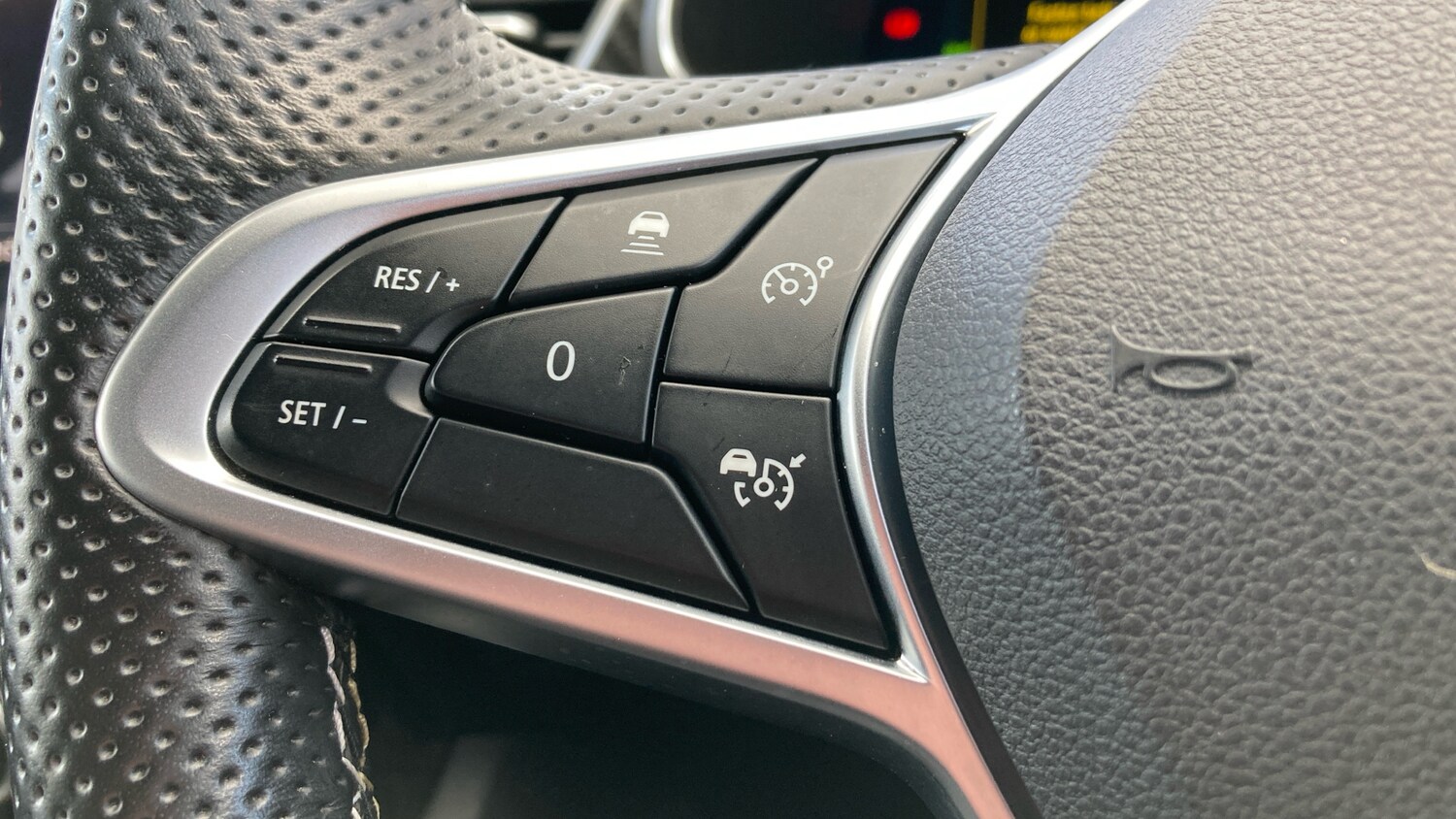 Used Renault Arkana 2023 for sale - 78078724: Photo 40