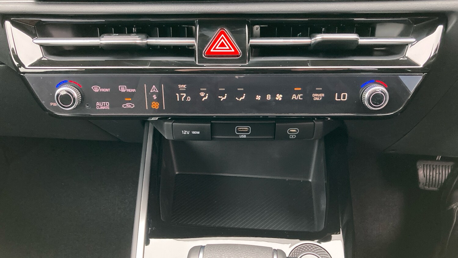 Used Kia Niro 2025 for sale - 76493648: Photo 31