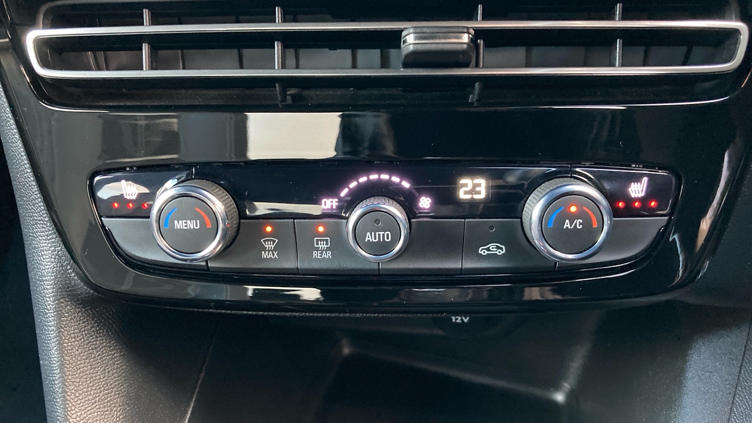 Used Vauxhall Mokka 2022 for sale - 77245427: Photo 28