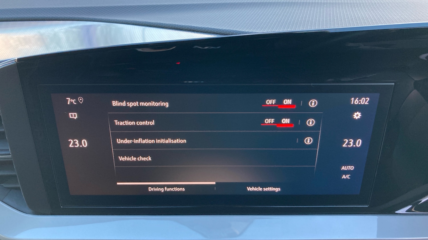 Used Vauxhall Mokka 2022 for sale - 77245427: Photo 34