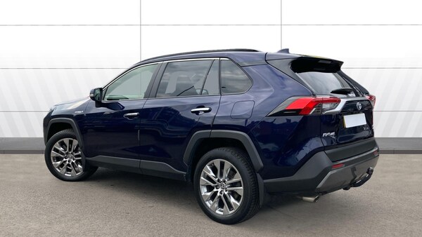 Used Toyota RAV4 2022 for sale - 76055936: Photo 2