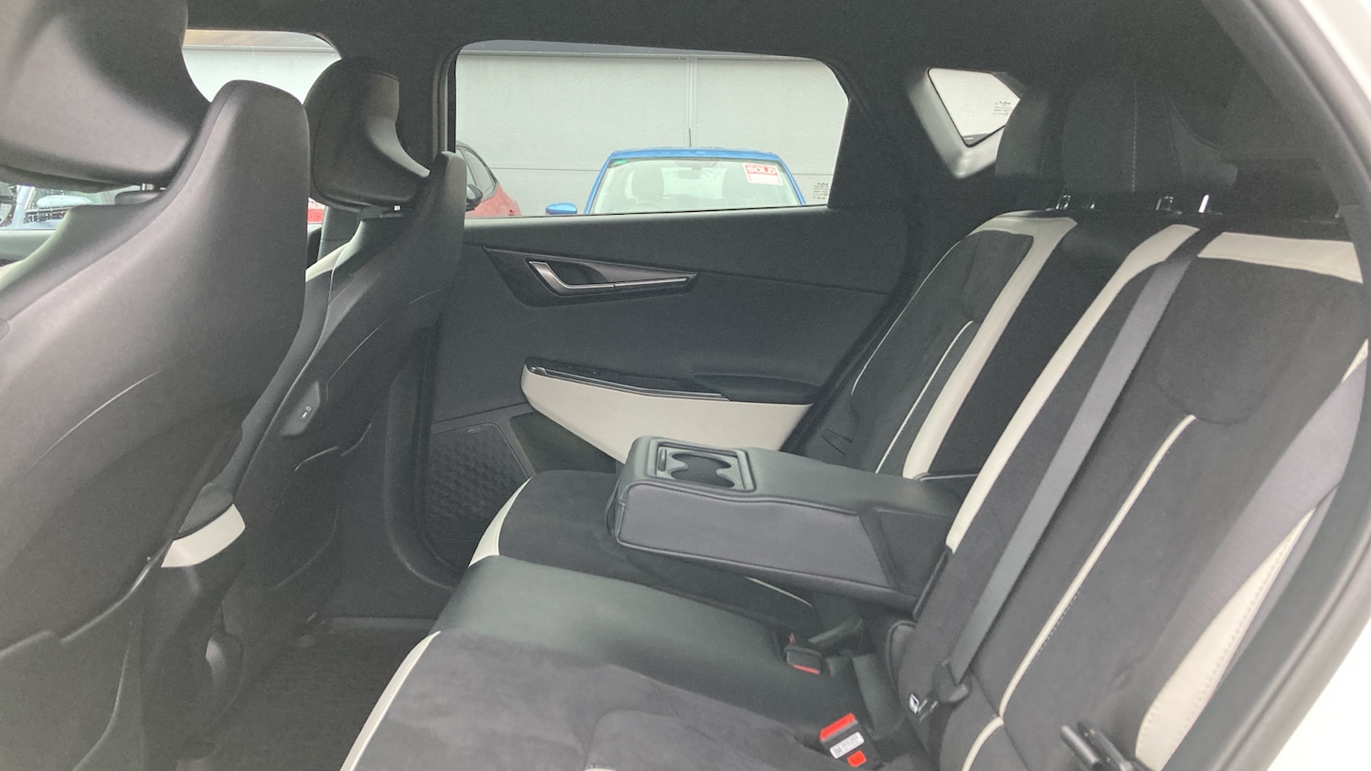 Used Kia EV6 2025 for sale - 77985217: Photo 16