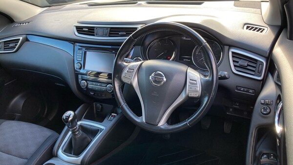 Used Nissan Qashqai 2016 for sale - 75999488: Photo 11