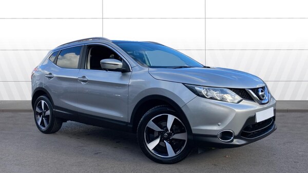 Used Nissan Qashqai 2016 for sale - 75999488: Photo 1