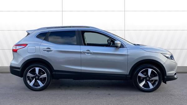 Used Nissan Qashqai 2016 for sale - 75999488: Photo 5