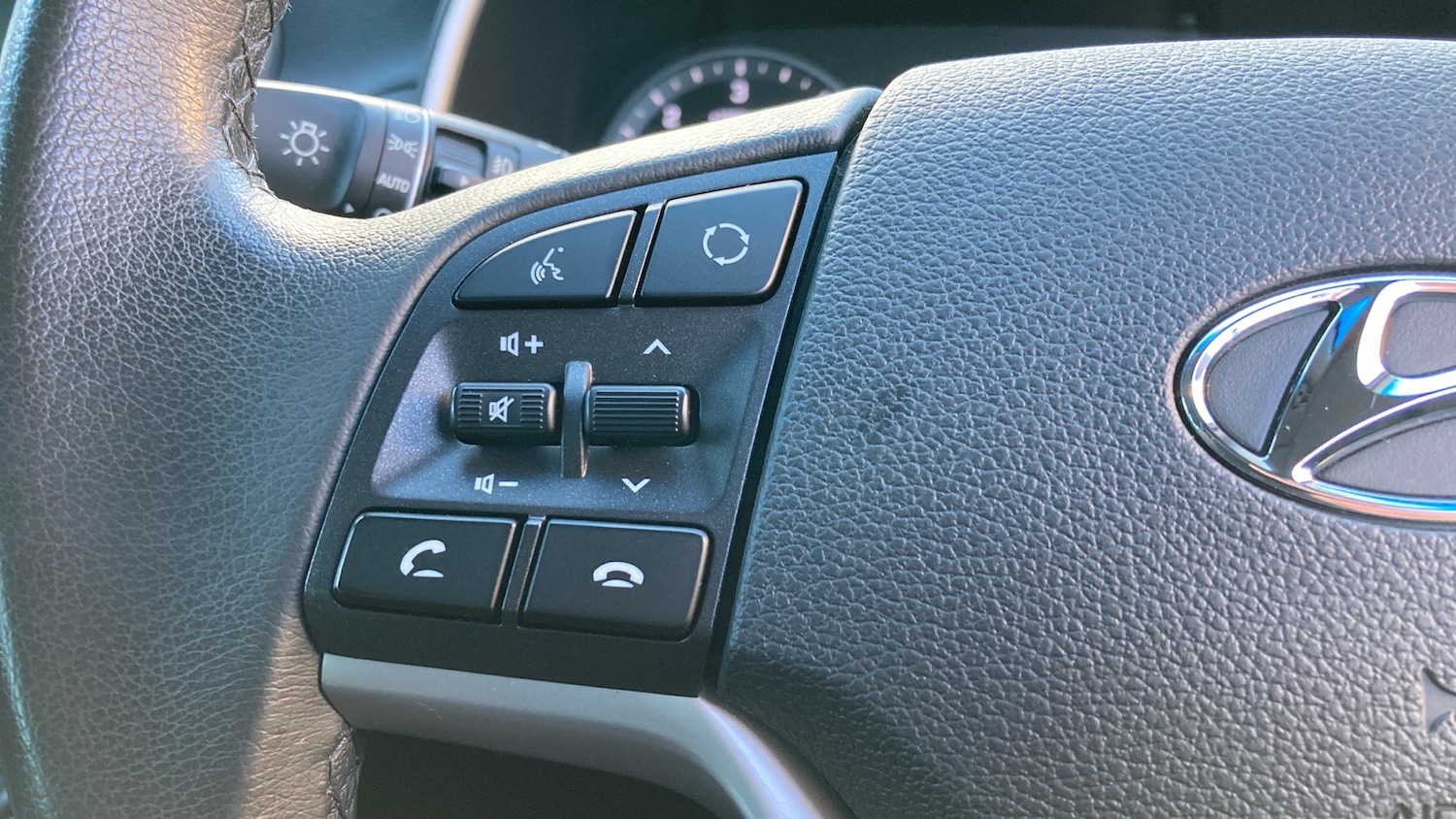 Used Hyundai TUCSON 2020 for sale - 76859692: Photo 39