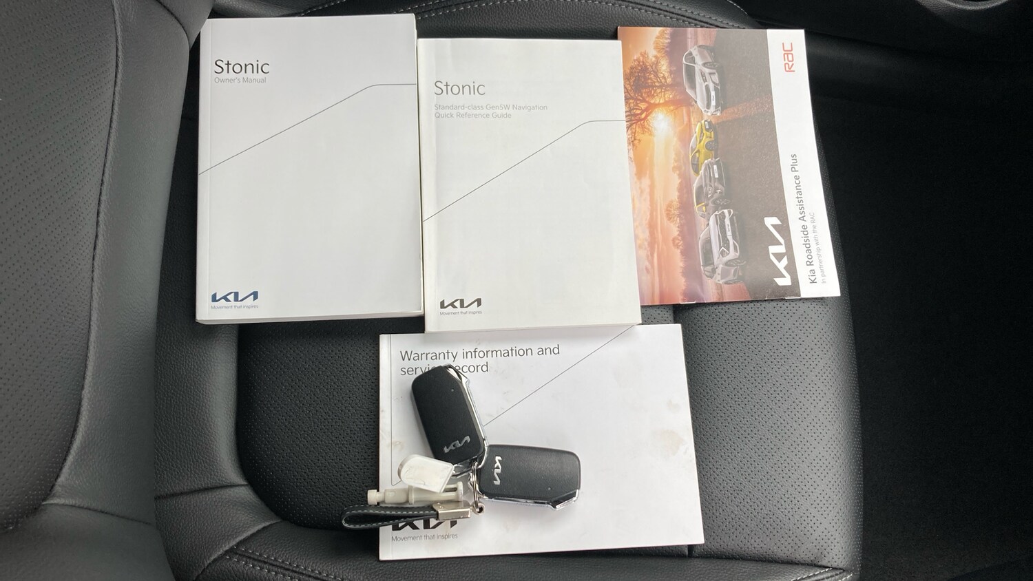 Used Kia Stonic 2023 for sale - 77742485: Photo 19