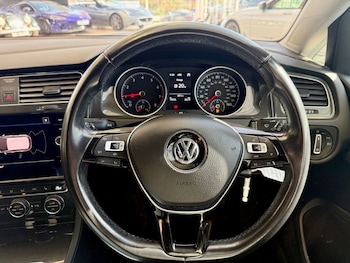 Used Volkswagen Golf 2020 for sale - 78287787: Photo