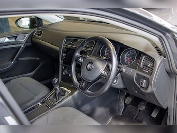 Used Volkswagen Golf 2020 for sale - 78828494: Photo