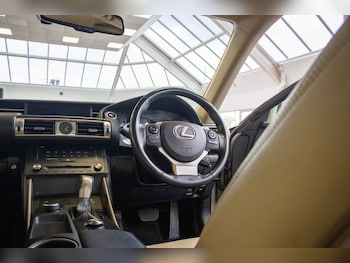 Used Lexus IS 2016 for sale - 78762351: Photo