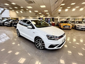 Used Volkswagen Polo 2016 for sale - 78287905: Photo