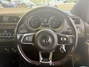 Used Volkswagen Polo 2016 for sale - 78287905: Photo