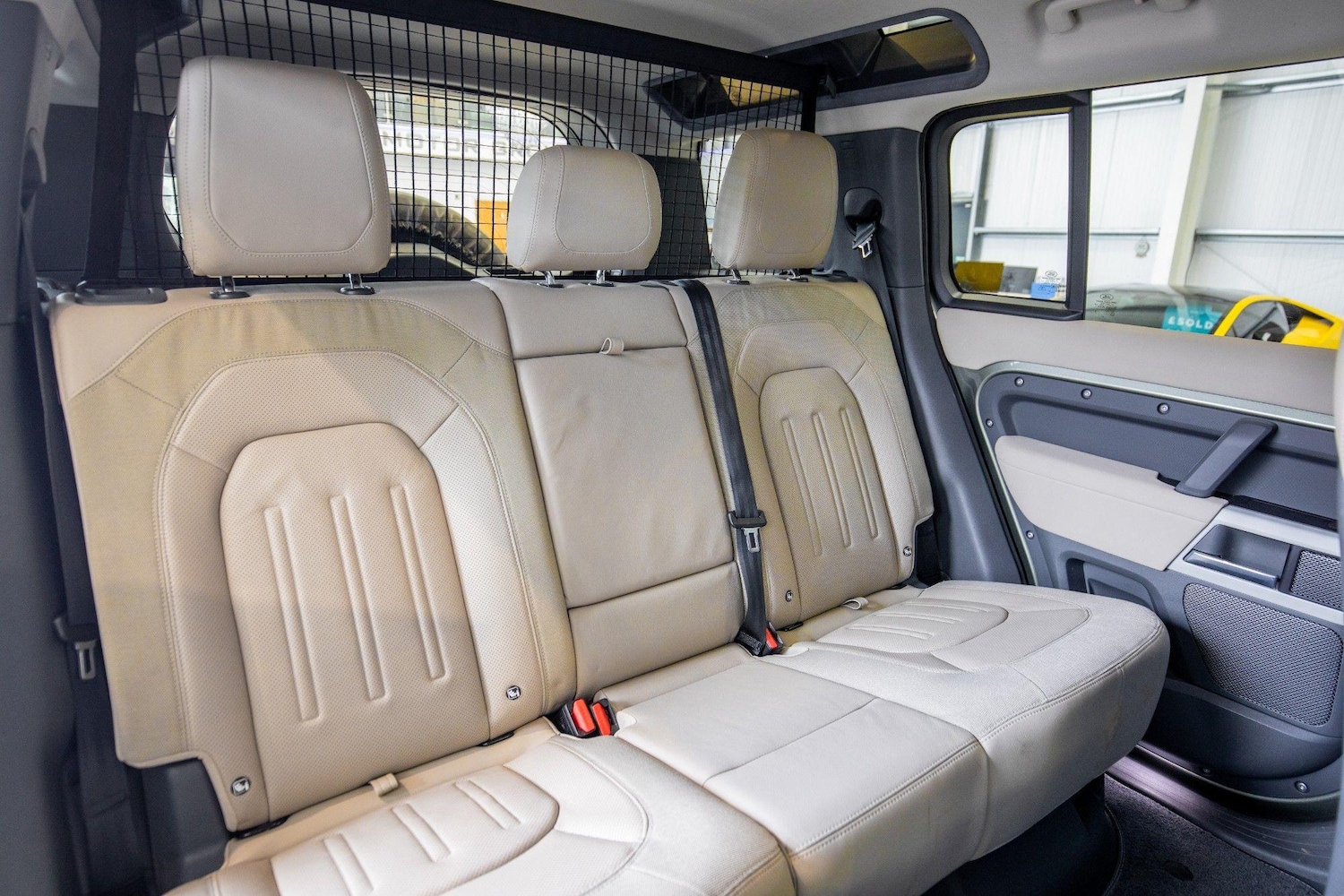 Used Land Rover Defender for sale - 76839960: Photo 15