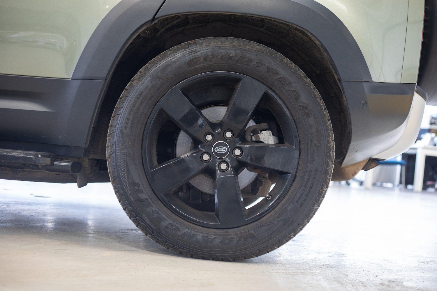 Used Land Rover Defender for sale - 76839960: Photo 7