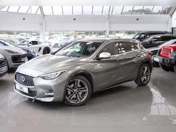 Used Infiniti Q30 2016 for sale - 79708415: Photo