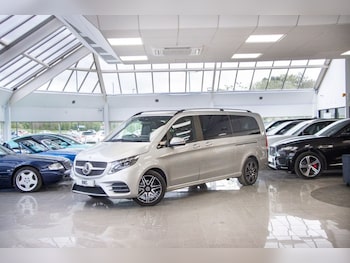 Used Mercedes-Benz V-Class 2023 for sale - 78557212: Photo