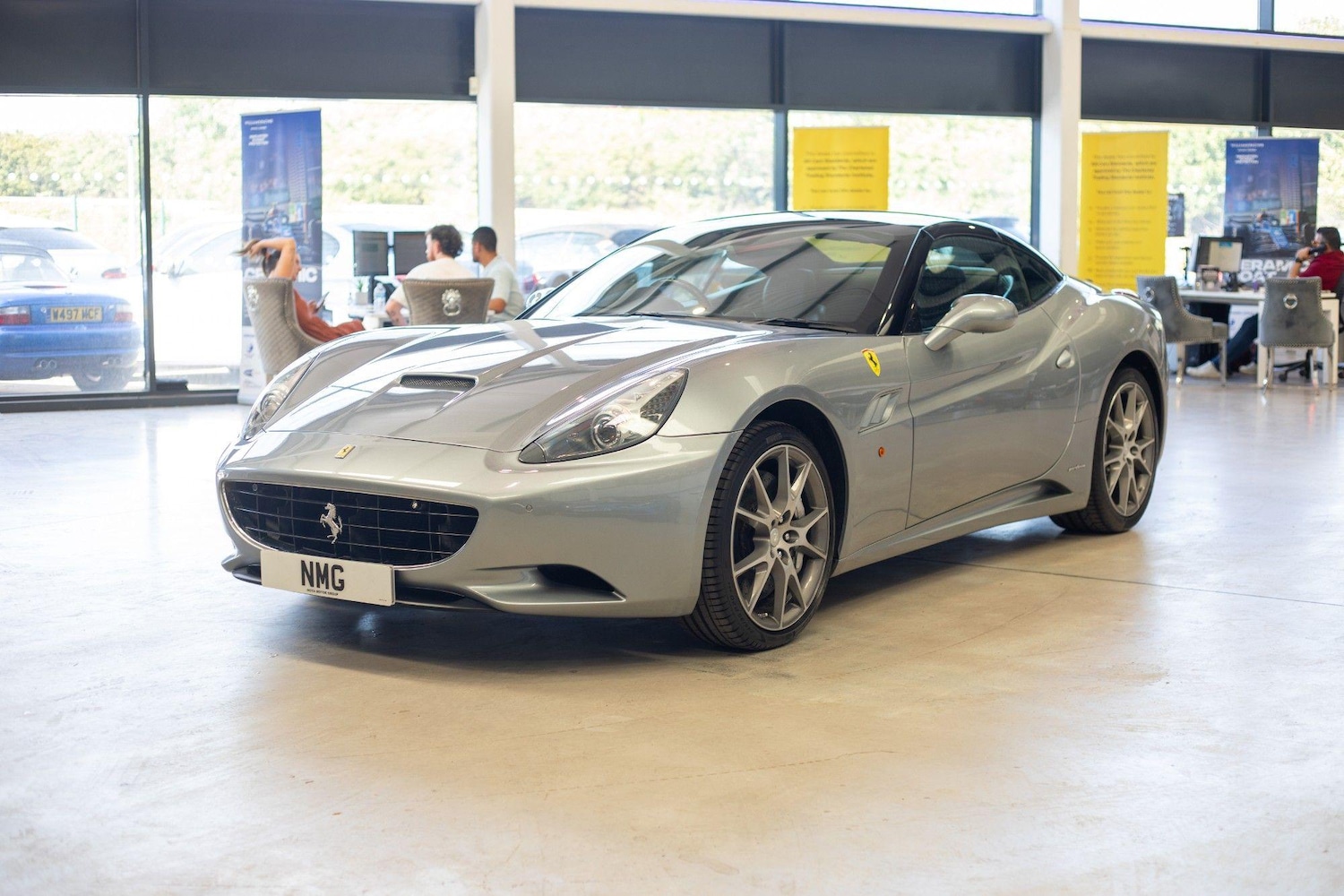 Used Ferrari California 2011 for sale - 76839353: Photo 10