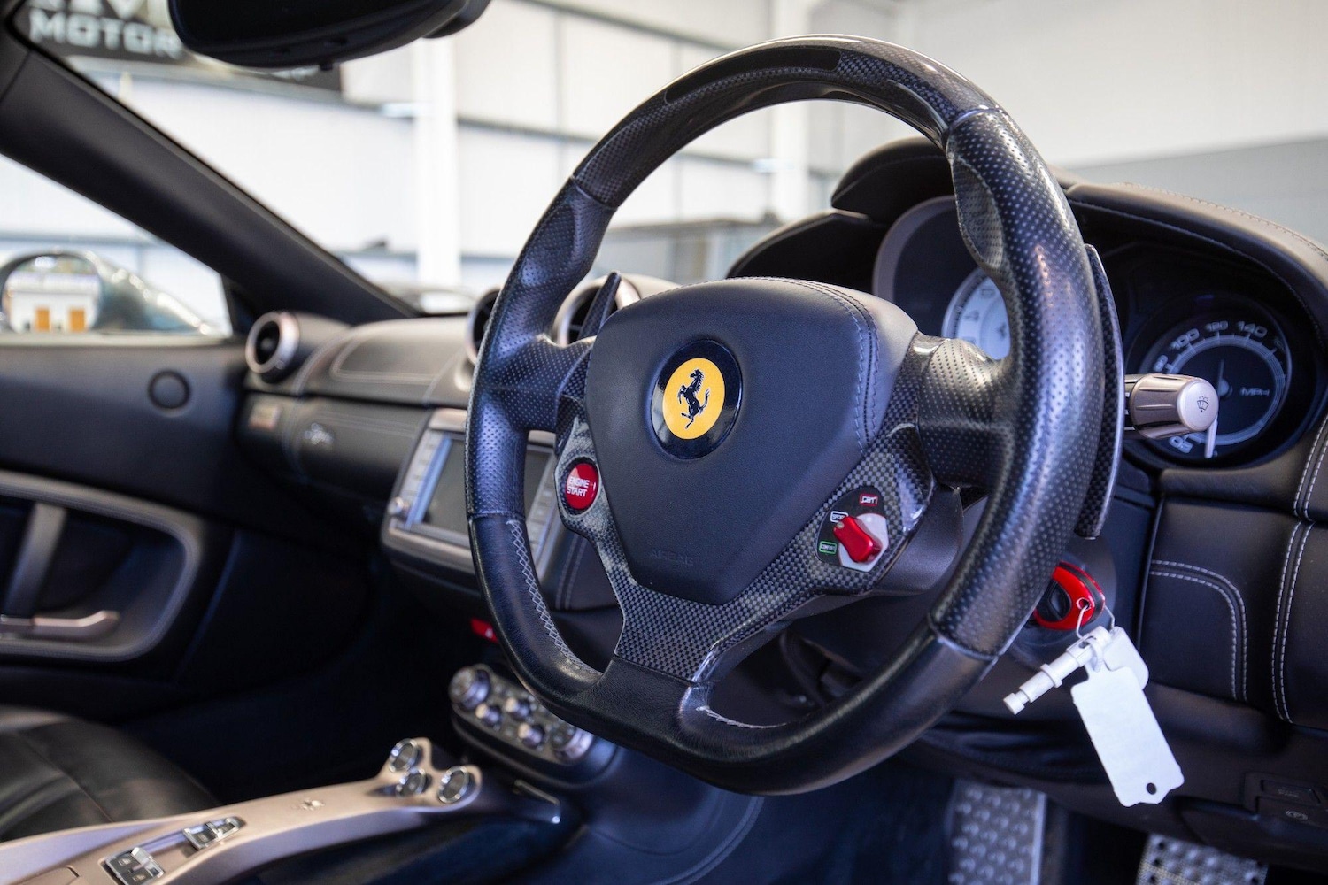 Used Ferrari California 2011 for sale - 76839353: Photo 16