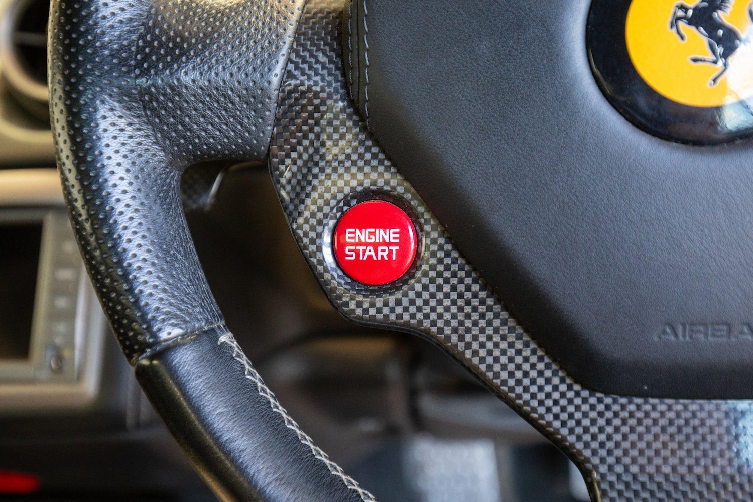 Used Ferrari California 2011 for sale - 76839353: Photo 19