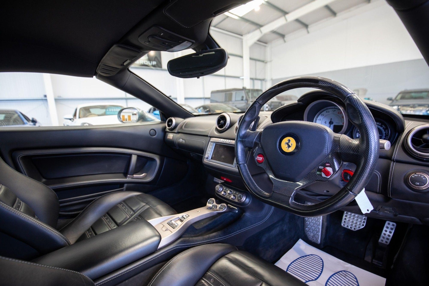 Used Ferrari California 2011 for sale - 76839353: Photo 2