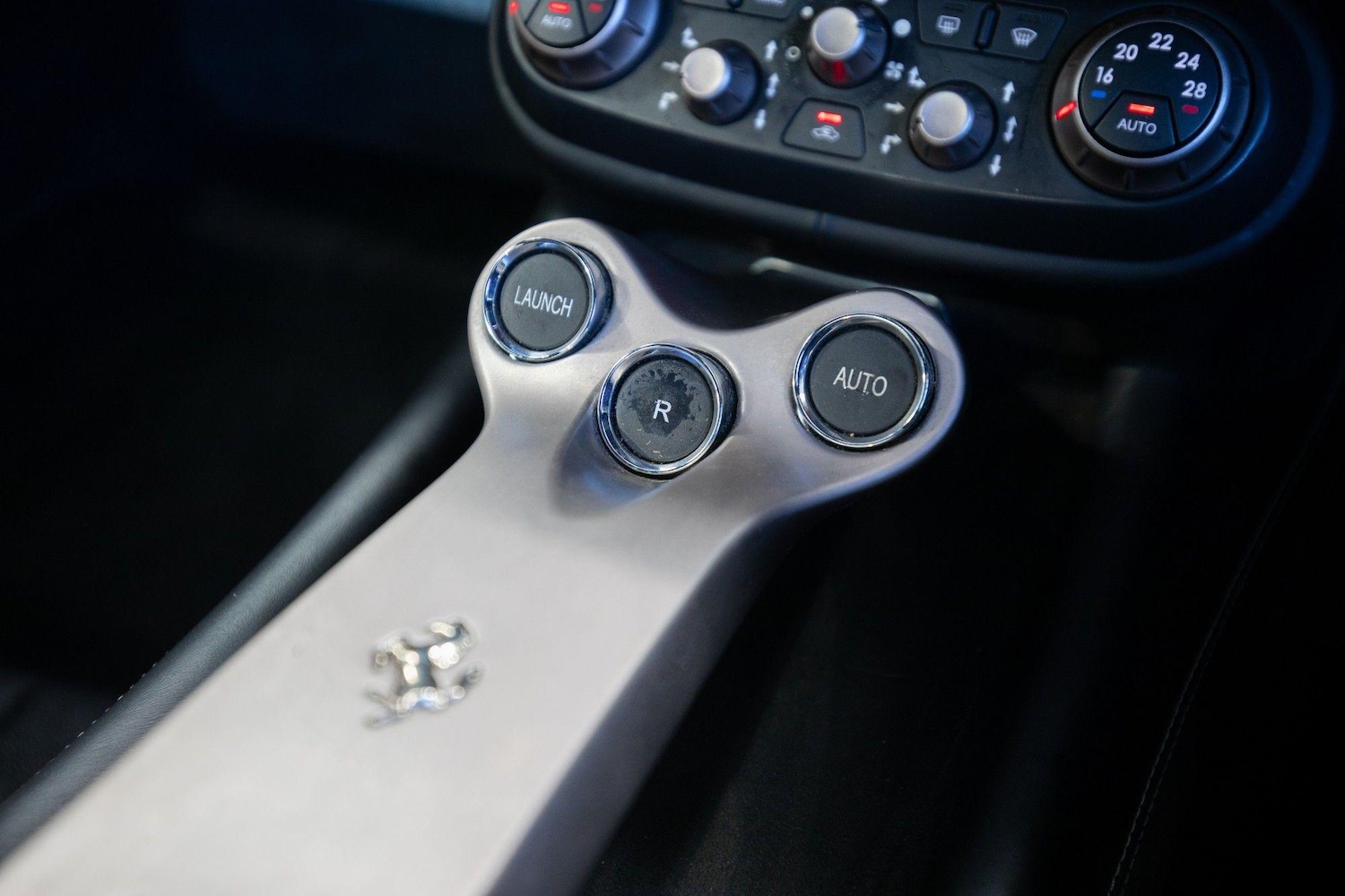 Used Ferrari California 2011 for sale - 76839353: Photo 28