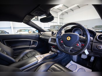 Used Ferrari California 2011 for sale - 76839353: Photo