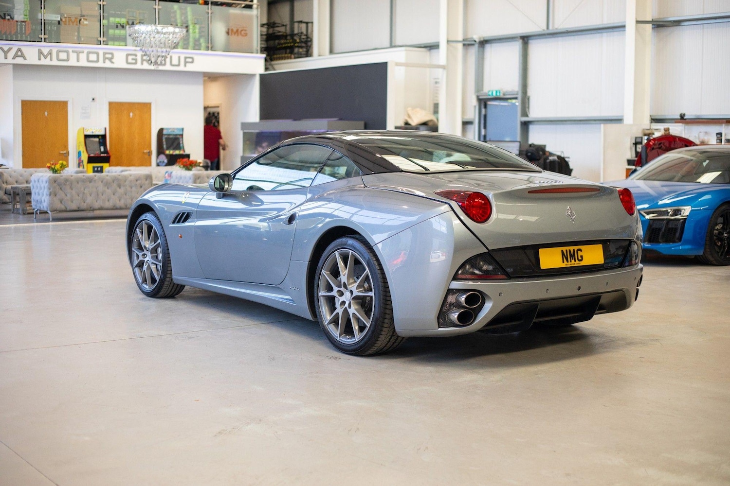 Used Ferrari California 2011 for sale - 76839353: Photo 4
