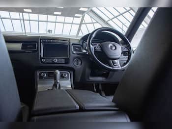 Used Volkswagen Touareg 2015 for sale - 79690724: Photo