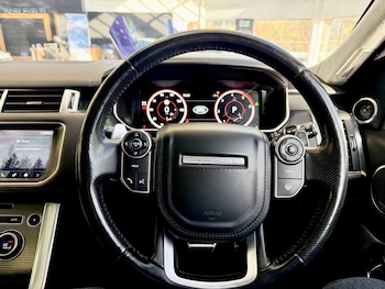 Used Land Rover Range Rover Sport 2017 for sale - 76839965: Photo