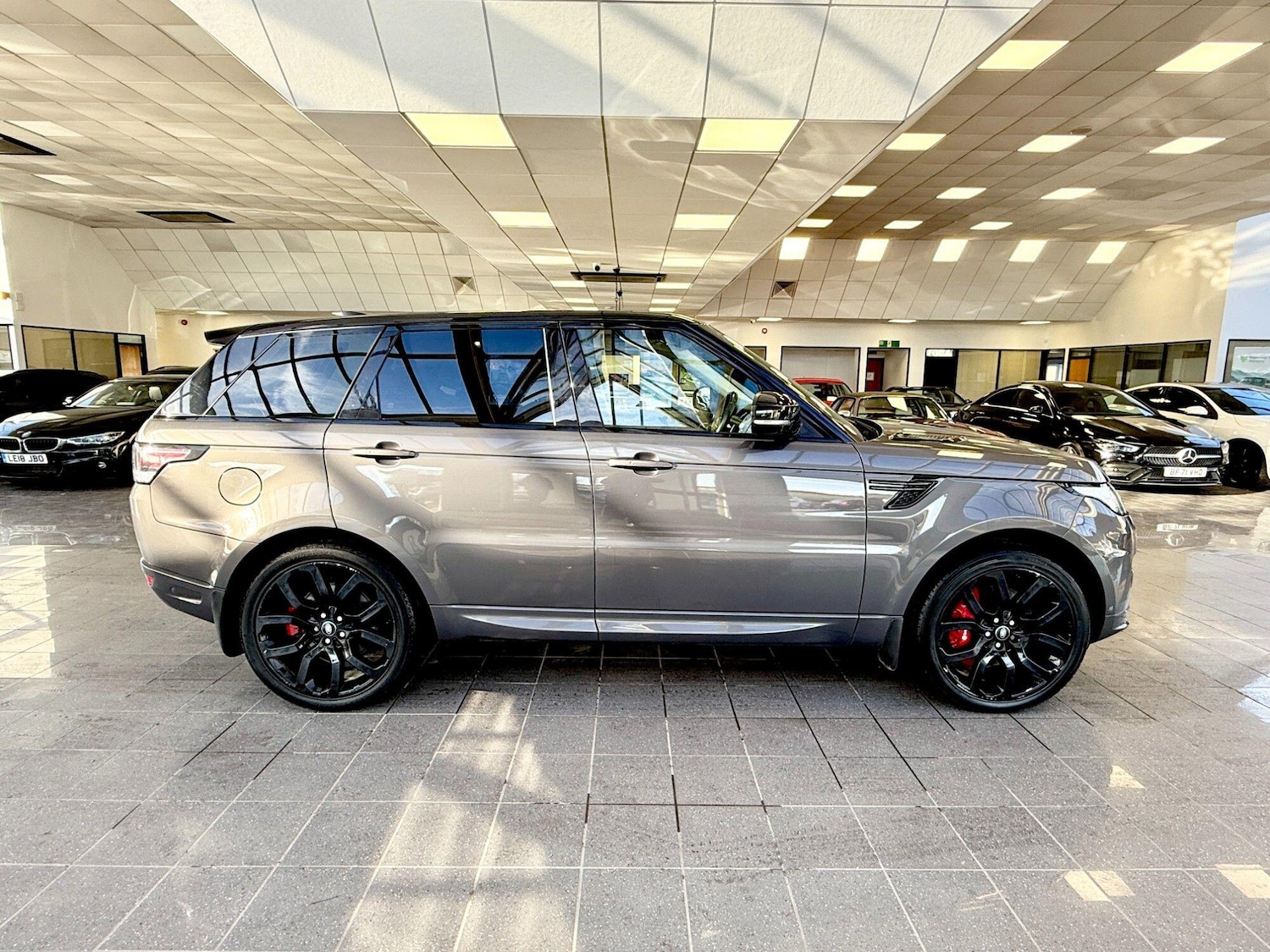 Used Land Rover Range Rover Sport 2017 for sale - 76839965: Photo 3