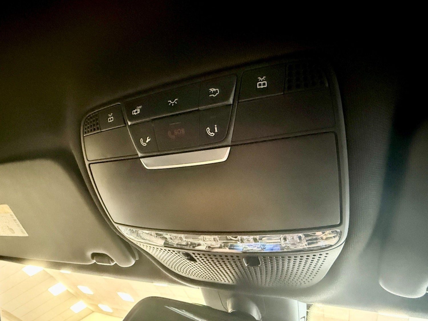 Used Mercedes-Benz C Class 2015 for sale - 76839301: Photo 15