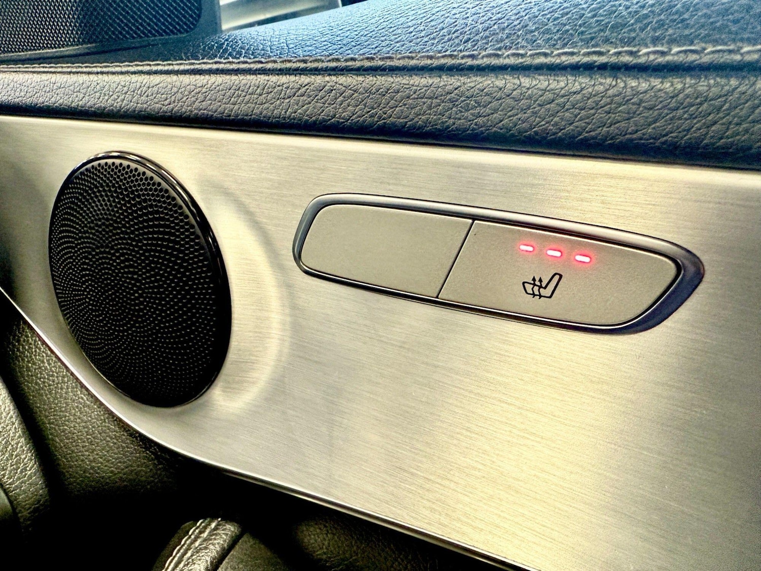 Used Mercedes-Benz C Class 2015 for sale - 76839301: Photo 18